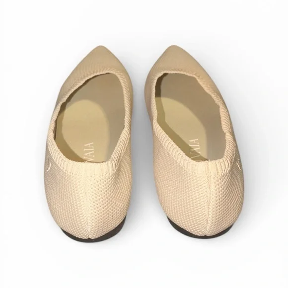 VIVAIA Women's Beige Flats - Picture 3 of 3